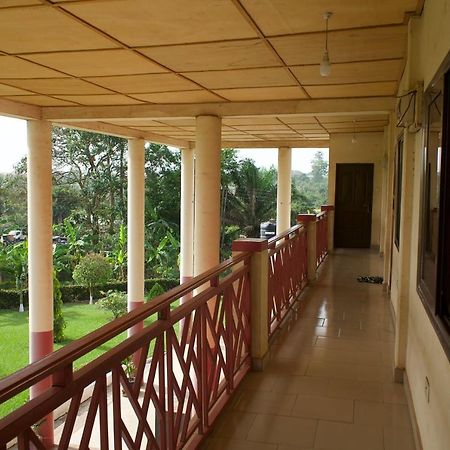 Sign Of Silence Hostel Kumasi Luaran gambar