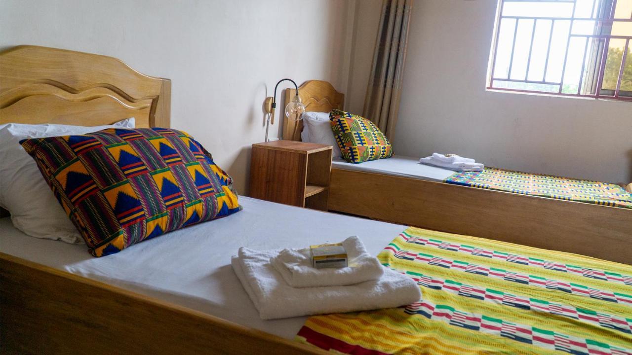 Sign Of Silence Hostel Kumasi Luaran gambar